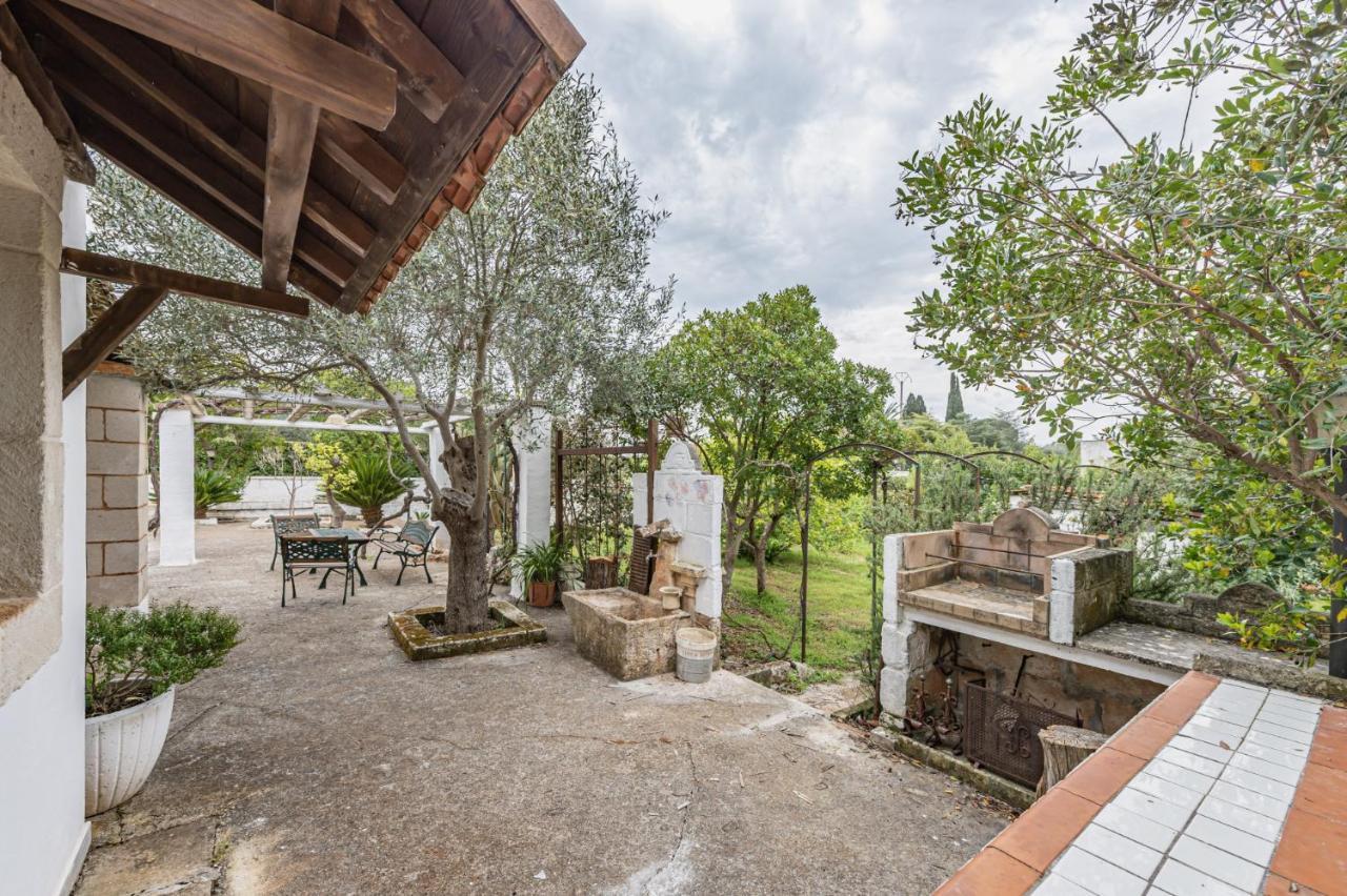 Trullo Saraceno By Rentbeat Villa Остуни Екстериор снимка