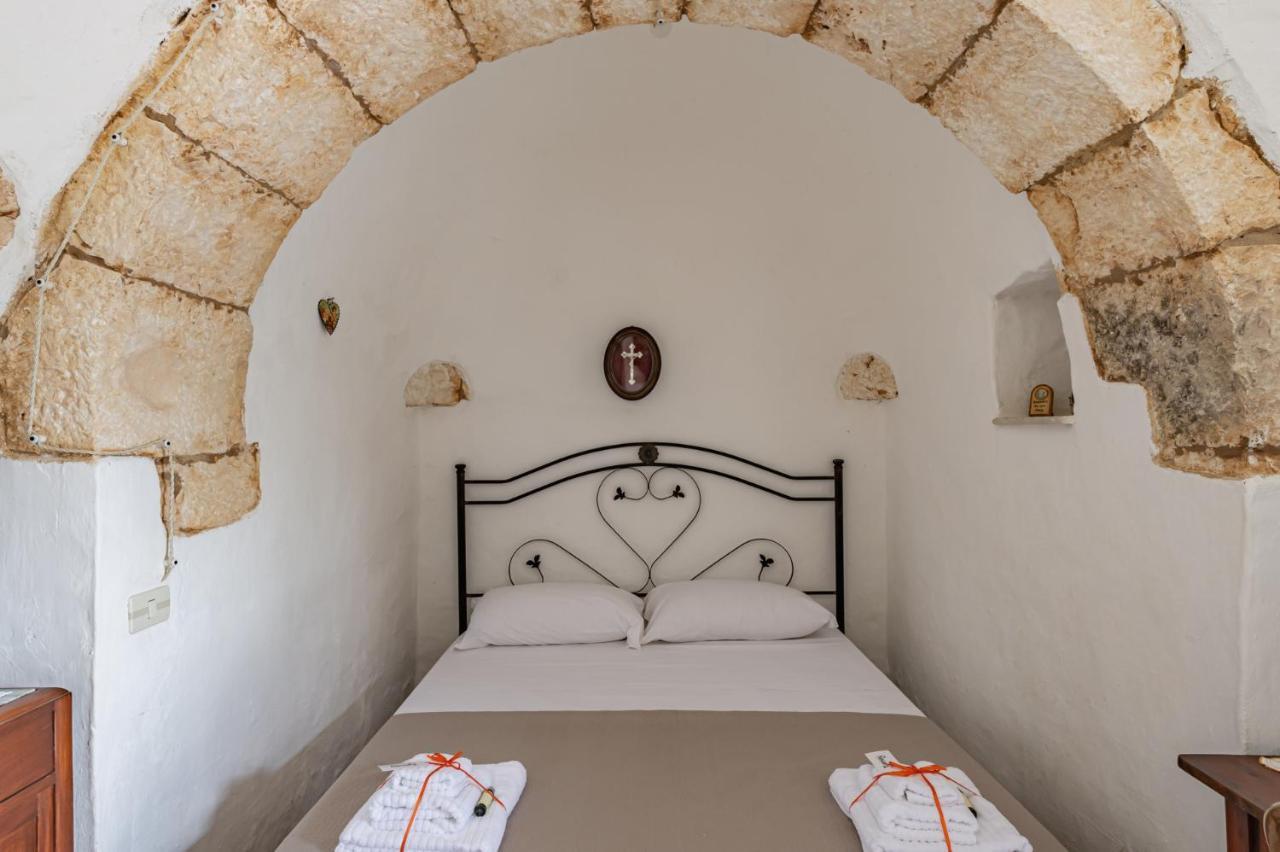Trullo Saraceno By Rentbeat Villa Остуни Екстериор снимка